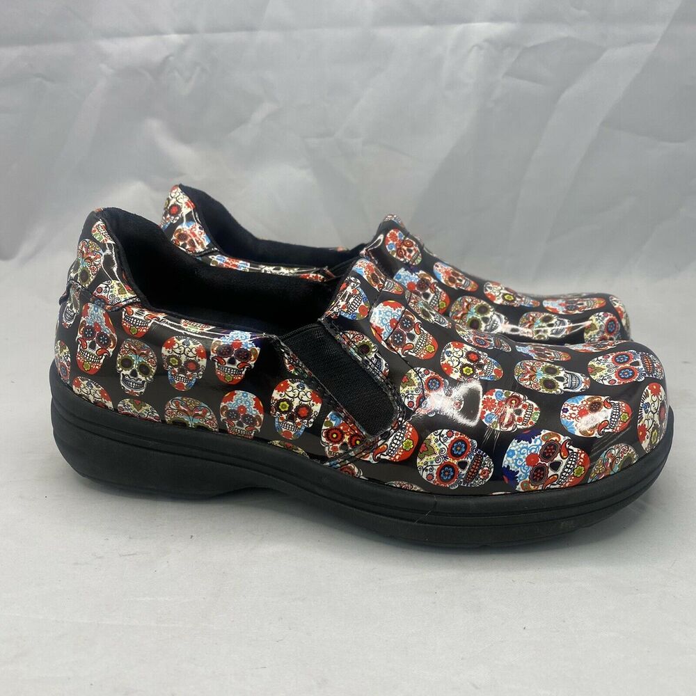 Easy Works Easy Street Women's 6 Bind Work Clogs Nurse ‘Day Of The Dead Skulls’